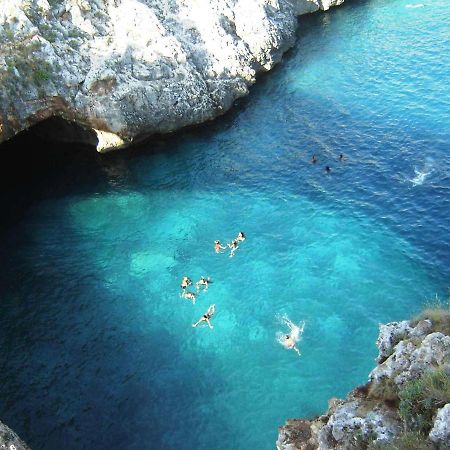 Villa Nel Salento - Ampie Camere E Giardino, Fino A 9 Persone Barbarano del Capo Luaran gambar