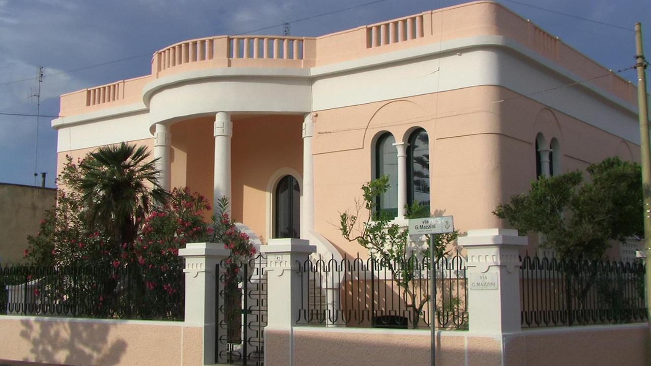 Villa Nel Salento - Ampie Camere E Giardino, Fino A 9 Persone Barbarano del Capo Luaran gambar