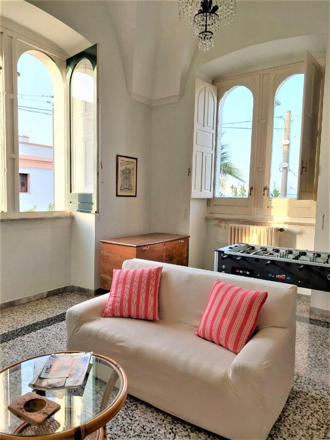 Villa Nel Salento - Ampie Camere E Giardino, Fino A 9 Persone Barbarano del Capo Luaran gambar