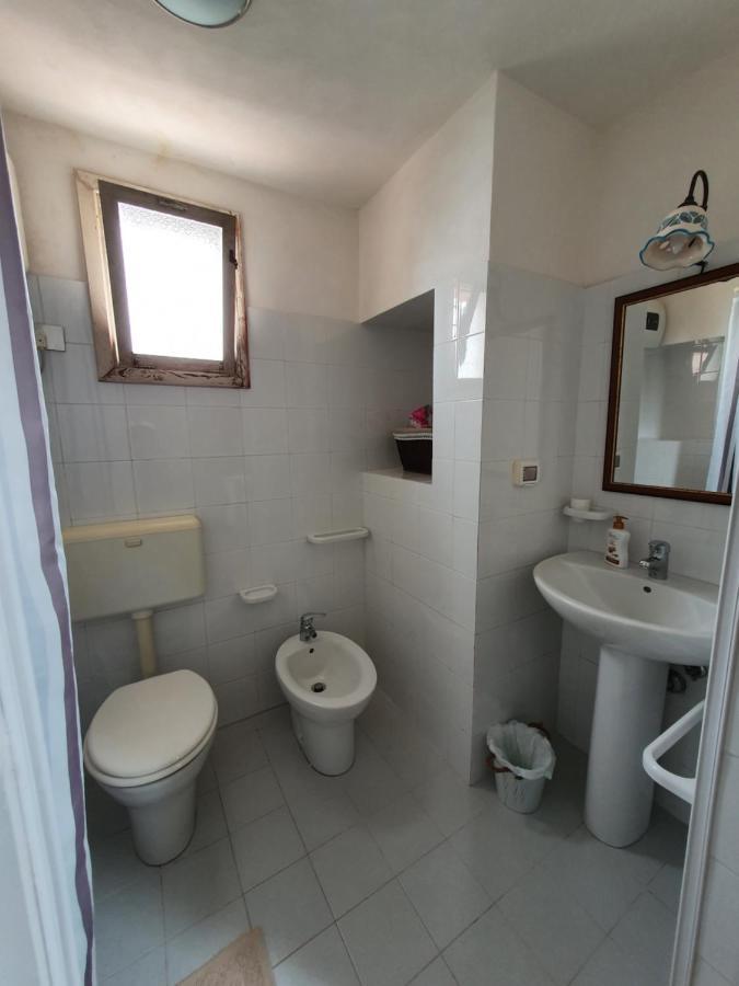 Villa Nel Salento - Ampie Camere E Giardino, Fino A 9 Persone Barbarano del Capo Luaran gambar